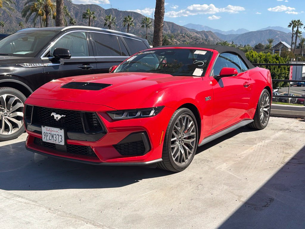 Used 2024 Ford Mustang GT Premium RWD image 3