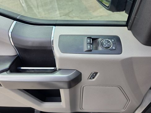 Used 2018 Ford F150 XLT RWD image 19