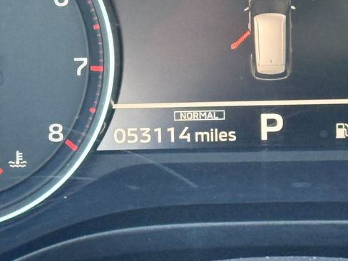 Used 2024 Mitsubishi Outlander SE image 19