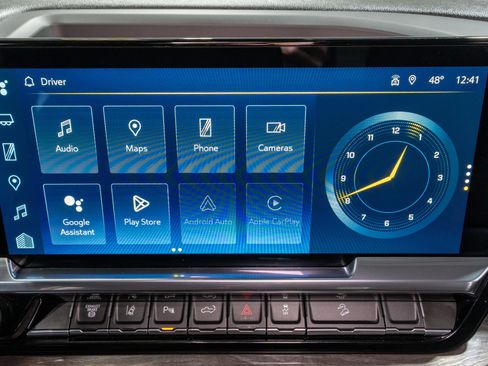 Used 2024 Chevrolet Silverado 2500 LTZ w/ LTZ Convenience Package image 20