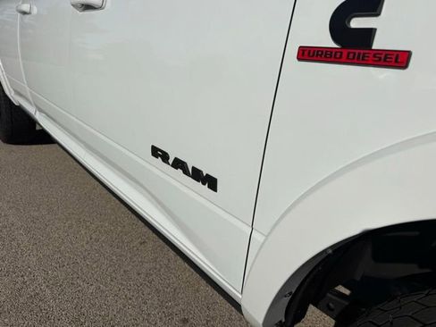 Used 2022 RAM 3500 Limited AWD/4WD image 6