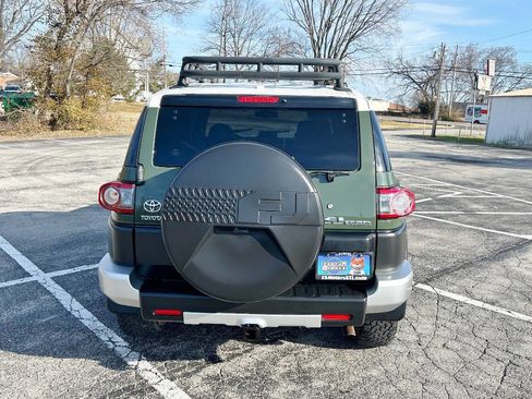 Used 2012 Toyota FJ Cruiser 4WD image 6