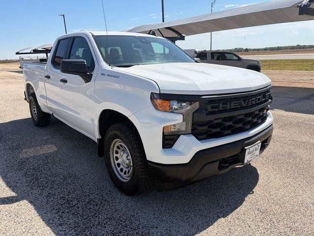 Used 2023 Chevrolet Silverado 1500 W/T w/ WT Value Package AWD/4WD image 3