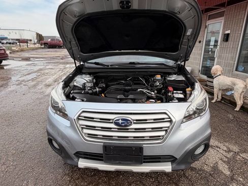 Used 2016 Subaru Outback 2.5i Limited image 11
