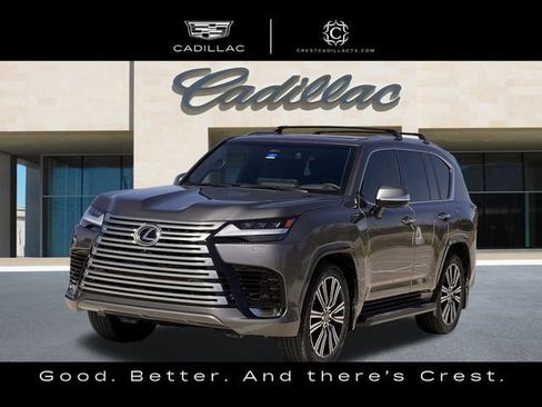 Used 2025 Lexus LX 600 4WD w/ Accessory Package (2T) image 3