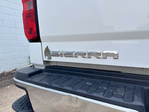Used 2015 GMC Sierra 3500 SLE w/ SLE Preferred Package AWD/4WD image 34