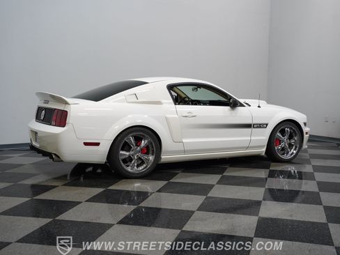 Used 2007 Ford Mustang GT RWD image 14