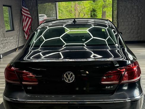 Used 2014 Volkswagen CC Sport FWD image 2