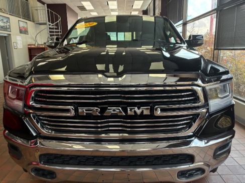 Used 2020 RAM 1500 Laramie AWD/4WD image 5