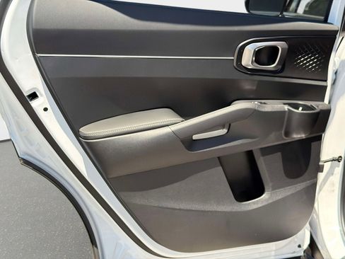 New 2026 Kia Sorento LX FWD image 10
