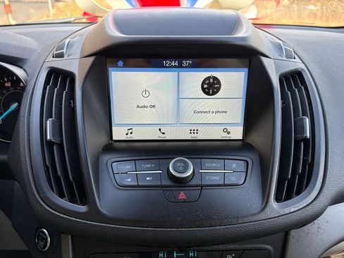 Used 2019 Ford Escape SE image 36