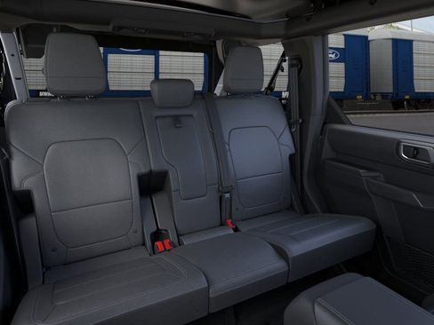 New 2026 Ford Bronco Outer Banks AWD/4WD image 11