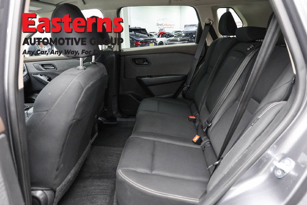 Used 2023 Nissan Rogue S AWD/4WD image 24
