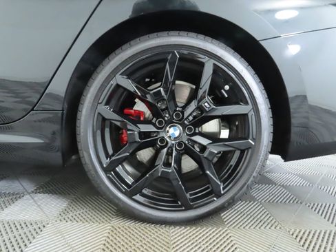 Used 2025 BMW 330i Sedan w/ M Sport Package image 33