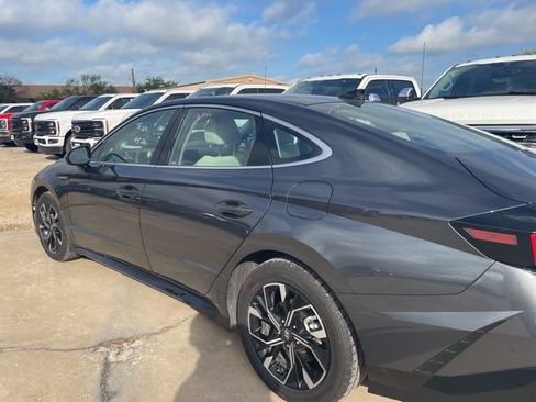Used 2025 Hyundai Sonata SEL image 9