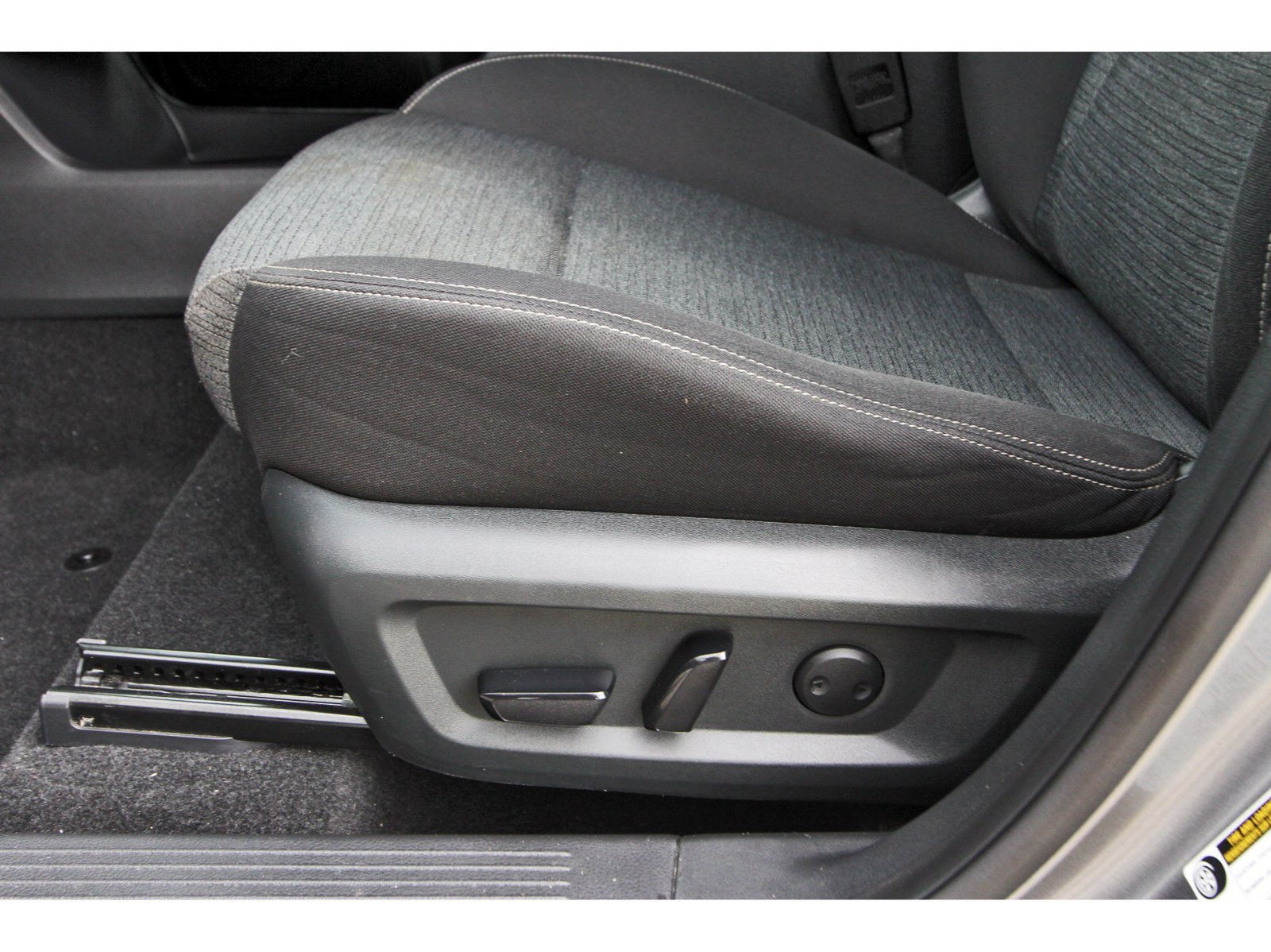 Used 2021 Nissan Rogue SV AWD/4WD image 30