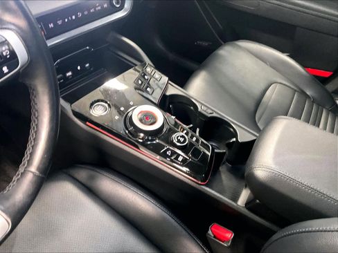 Used 2023 Kia Sportage SX Prestige image 20