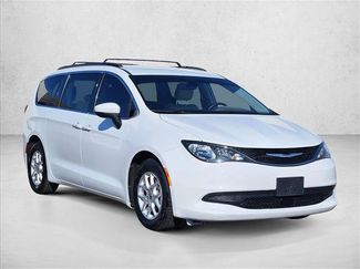 Used 2021 Chrysler Voyager Lxi FWD video 3