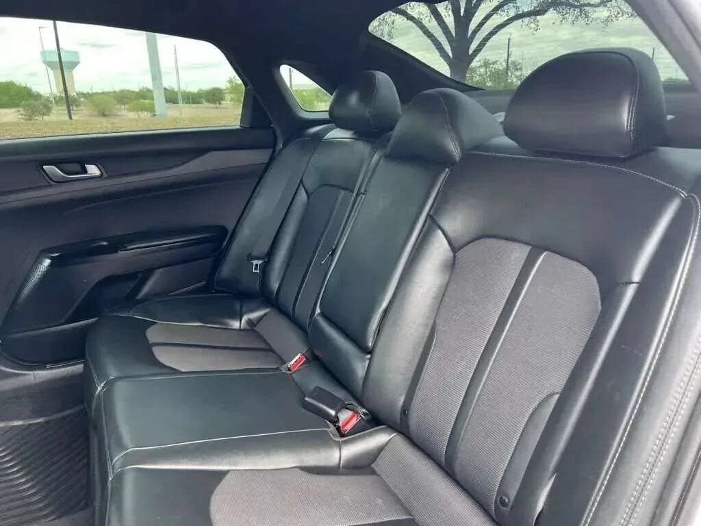 Used 2022 Kia K5 GT-Line FWD image 19