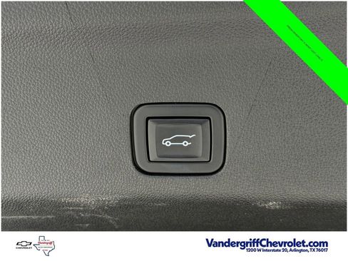 Used 2022 Chevrolet Suburban RST w/ Sport Performance Package AWD/4WD image 34