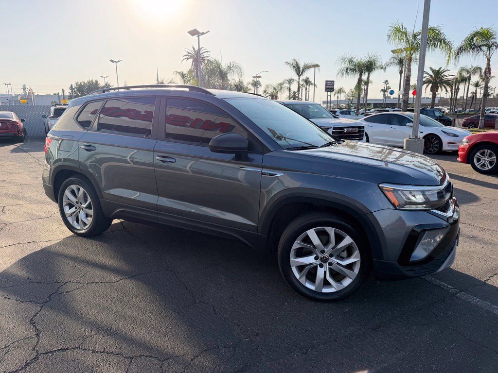 Used 2023 Volkswagen Taos S AWD/4WD image 5