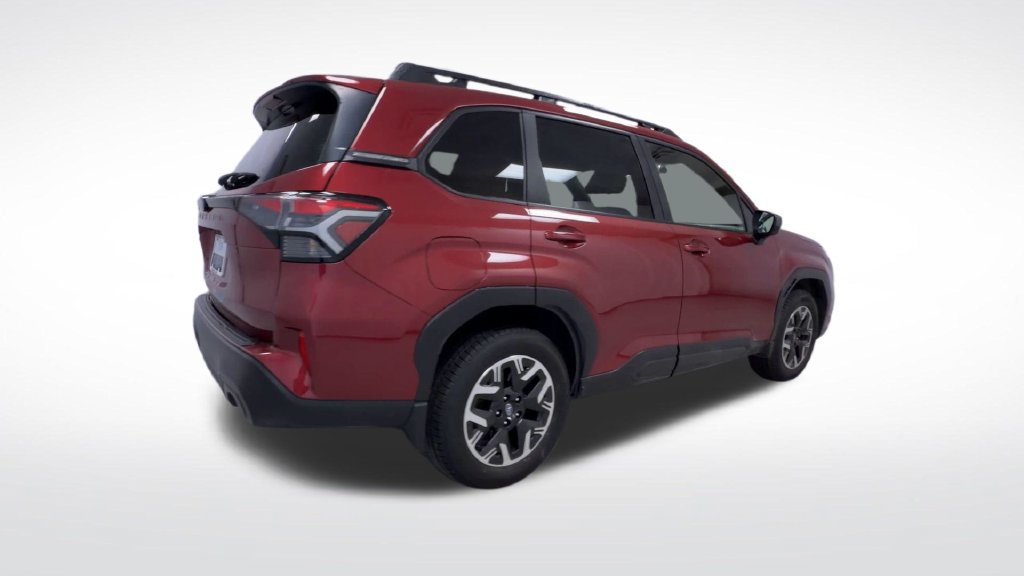 Used 2025 Subaru Forester Premium AWD/4WD image 8