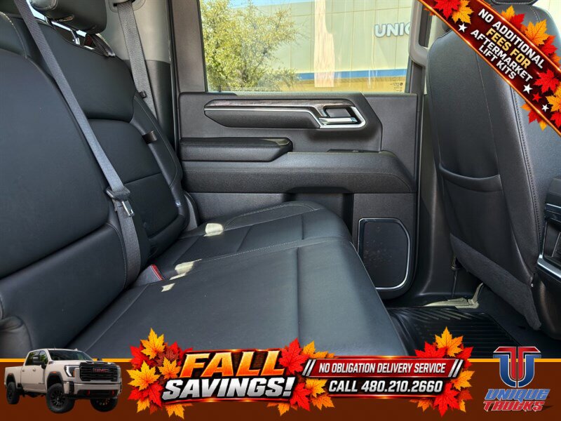 Used 2024 Chevrolet Silverado 2500 LTZ w/ LTZ Convenience Package AWD/4WD image 29