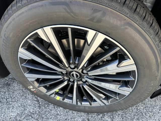 New 2026 Nissan Pathfinder Platinum w/ Accent Package AWD/4WD image 28