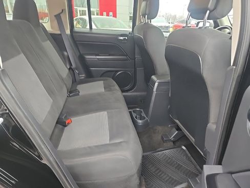 Used 2015 Jeep Patriot Latitude image 24