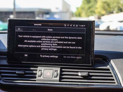 Used 2021 Audi Q5 e Prestige w/ Prestige Package image 14