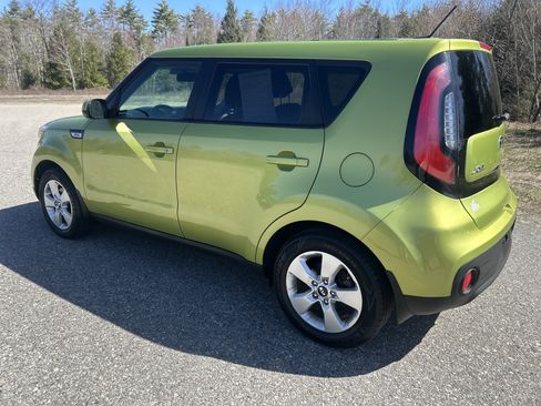 Used 2017 Kia Soul FWD image 7