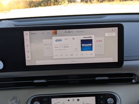 Used 2023 Genesis GV60 Performance image 21