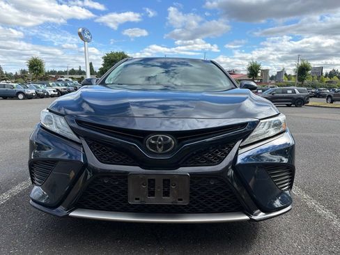 Used 2018 Toyota Camry XSE FWD image 8