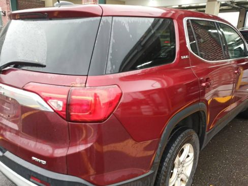 Used 2018 GMC Acadia SLE AWD/4WD image 4