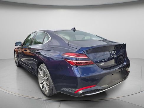 Used 2023 Genesis G70 2.0T RWD image 6