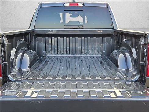 Used 2025 RAM 1500 Lone Star RWD image 6