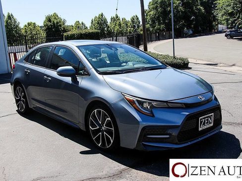 Used 2020 Toyota Corolla XSE FWD image 1