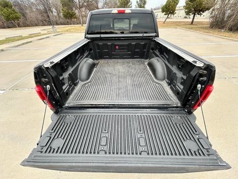 Used 2016 Ford F150 Lariat image 10