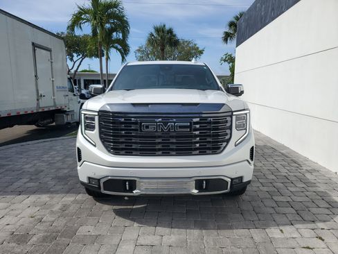 Used 2024 GMC Sierra 1500 Denali Ultimate AWD/4WD image 2