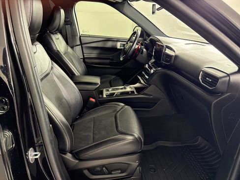 Used 2021 Ford Explorer ST image 44