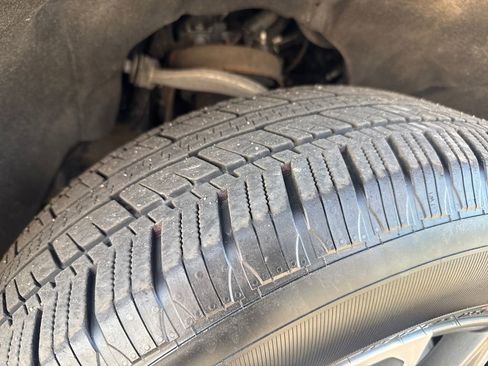 Used 2023 Chevrolet Silverado 1500 LT image 27