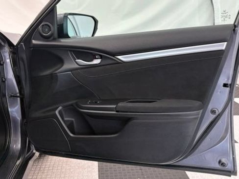 Used 2018 Honda Civic EX image 24