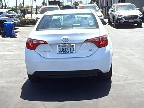Used 2018 Toyota Corolla LE FWD image 5