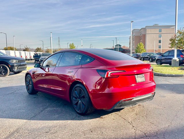 Used 2024 Tesla Model 3 Standard Range RWD image 5