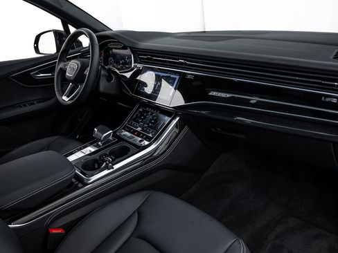 Used 2026 Audi Q7 3.0T Premium Plus w/ Premium Plus Package AWD/4WD image 12