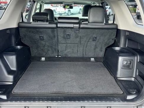 Used 2015 Toyota 4Runner SR5 Premium RWD image 9