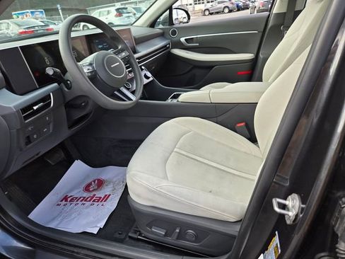 Used 2025 Hyundai Sonata SEL FWD image 9