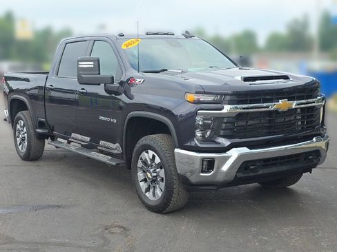 Used 2024 Chevrolet Silverado 2500 LT w/ All Star Edition AWD/4WD image 12