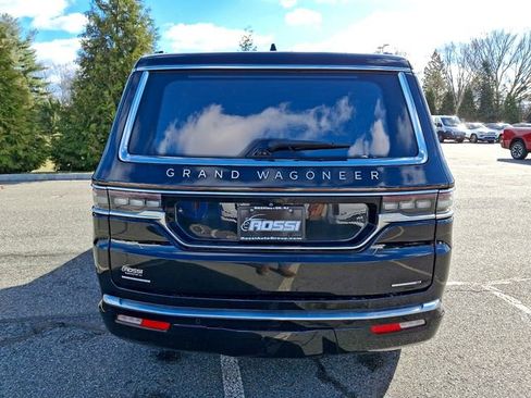 Used 2022 Jeep Grand Wagoneer Series III image 7