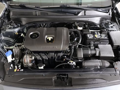 Used 2023 Kia Forte LXS FWD image 18